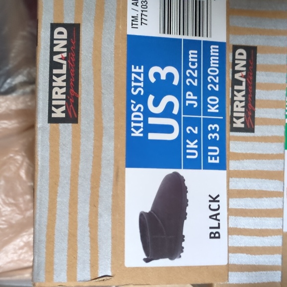 Kirkland Kids' Shearling Suede Mini Short Ankle Boots Black NEW - Picture 7 of 8